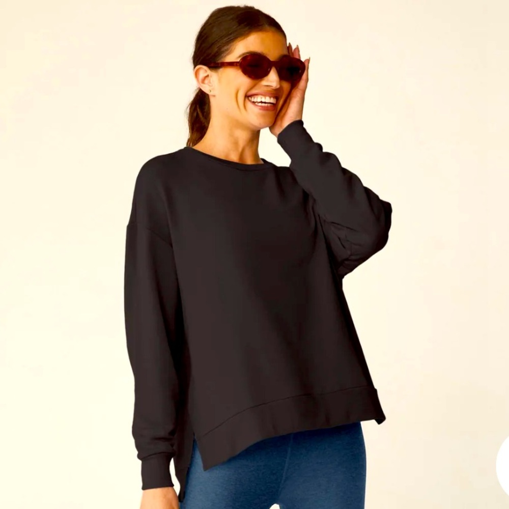 Beyond Yoga Pullover
